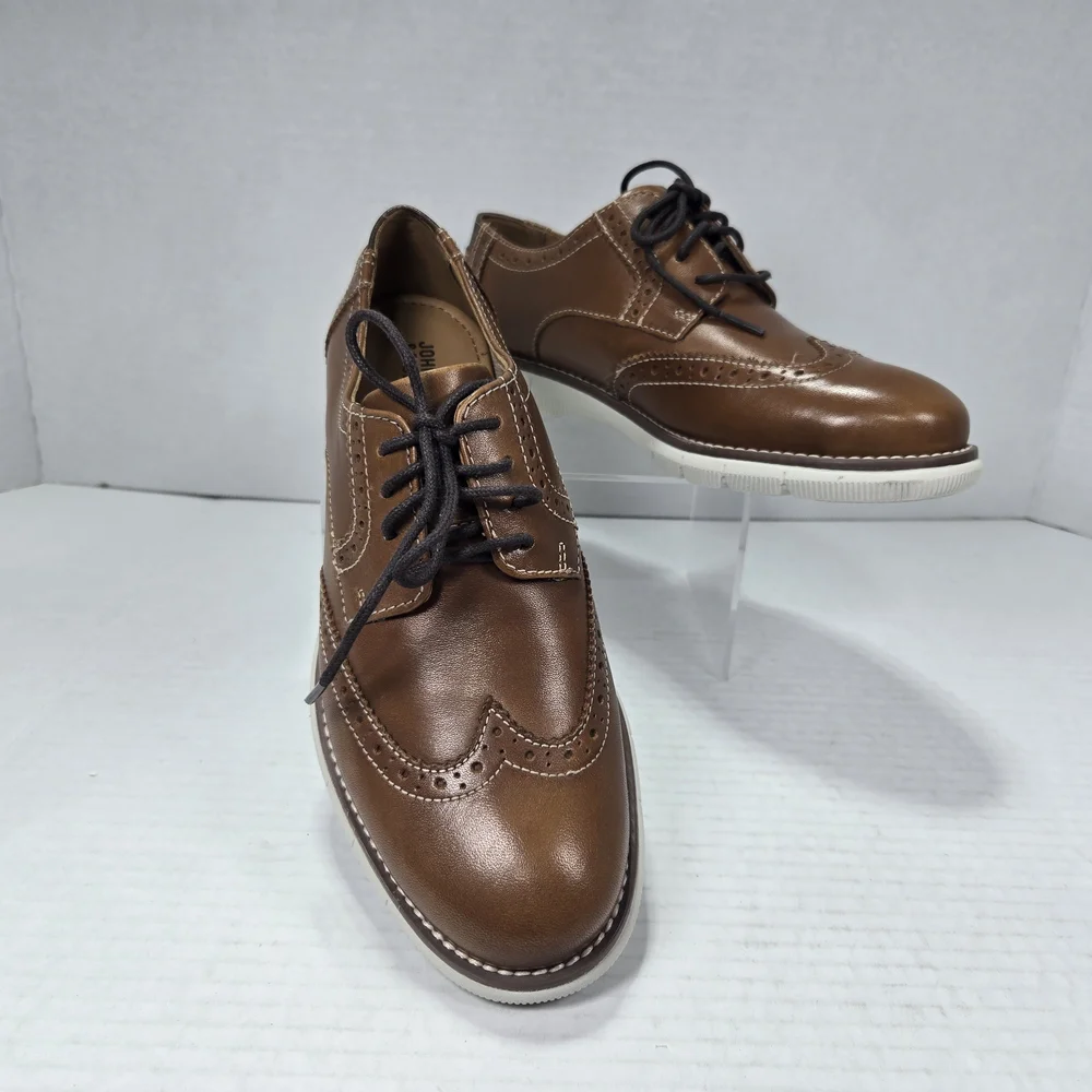Johnston & Murphy Big Kid Holden Wing Tip Dress Shoes Size 2 (Little Boys)